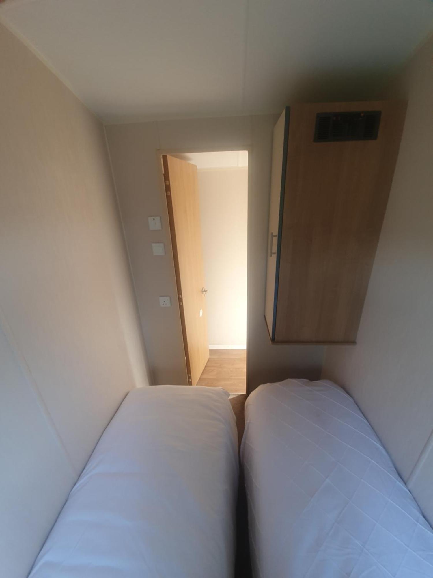 Fantasy Island King Fisher 8Berth 401 Инголдмелс Экстерьер фото